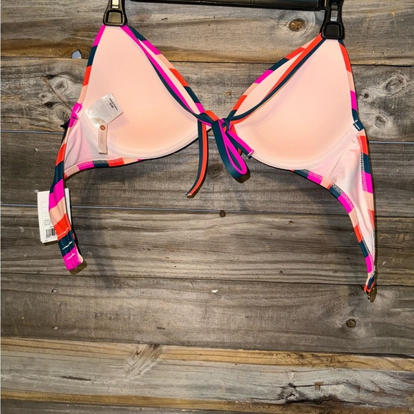 Shade & shore women’s bathing suit- 34 D- horizontal strips - Picture 2 of 4